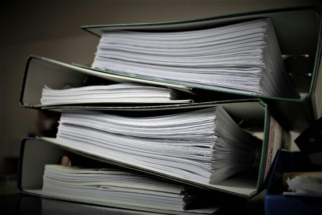 La tarjeta de familiar comunitario en 2025: una vía clara para regularizar la residencia en España